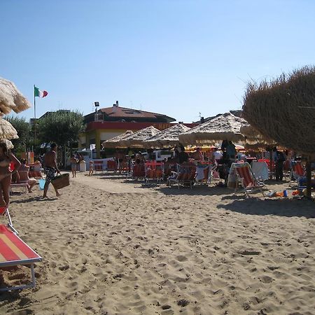 Apartamento Holiday Dreams Francavilla Al Mare Exterior foto