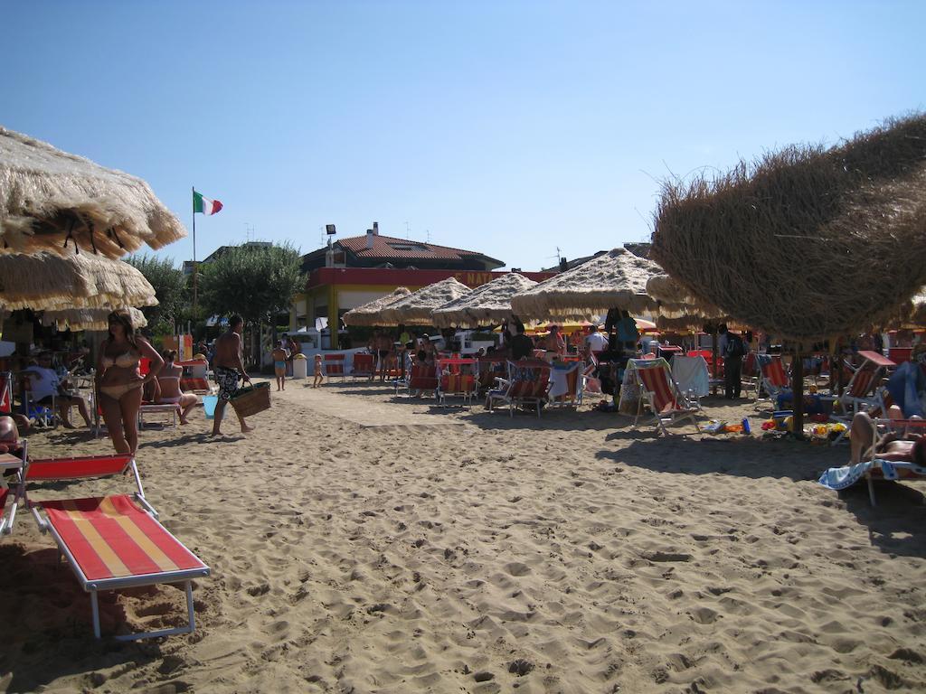 Apartamento Holiday Dreams Francavilla Al Mare Exterior foto